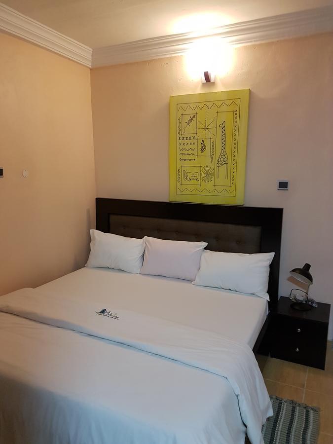 Hotel Hillside Gardens Ltd Lagos Esterno foto