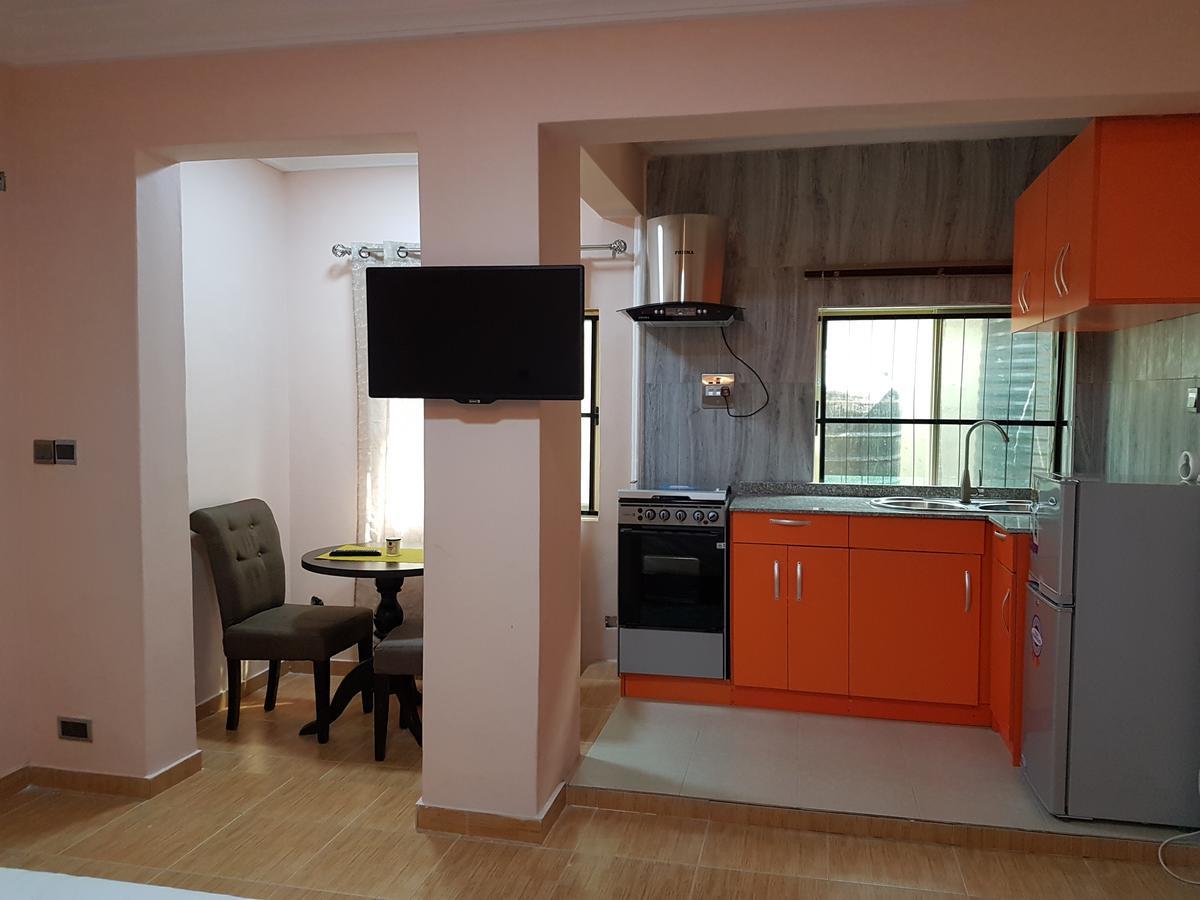 Hotel Hillside Gardens Ltd Lagos Esterno foto