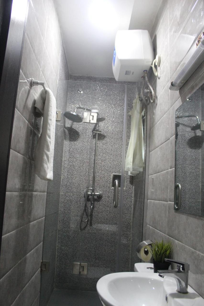 Hotel Hillside Gardens Ltd Lagos Esterno foto