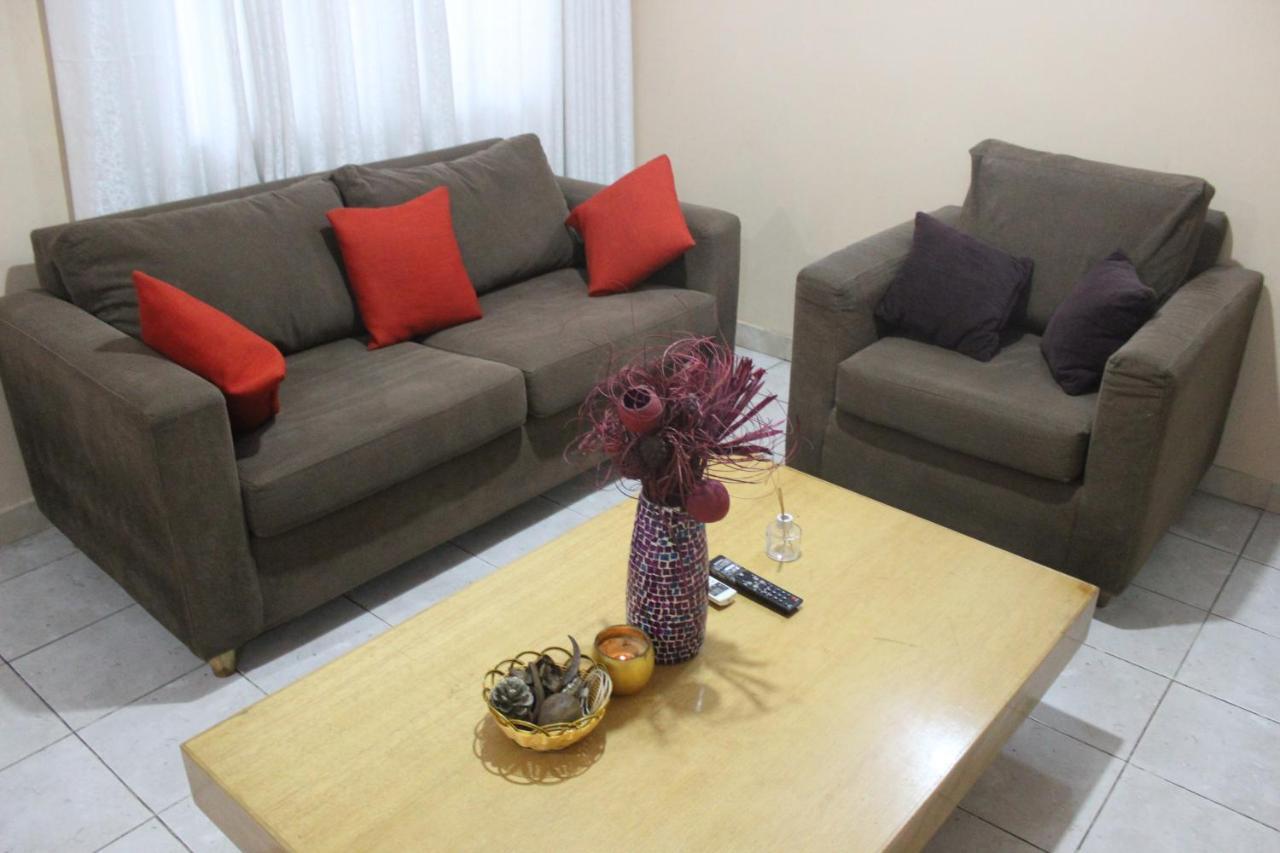 Hotel Hillside Gardens Ltd Lagos Esterno foto